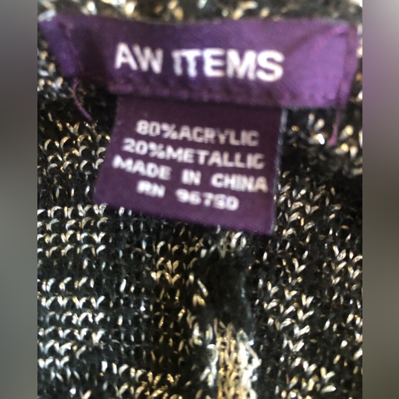 Women’s Pancho - Picture 5 of 5